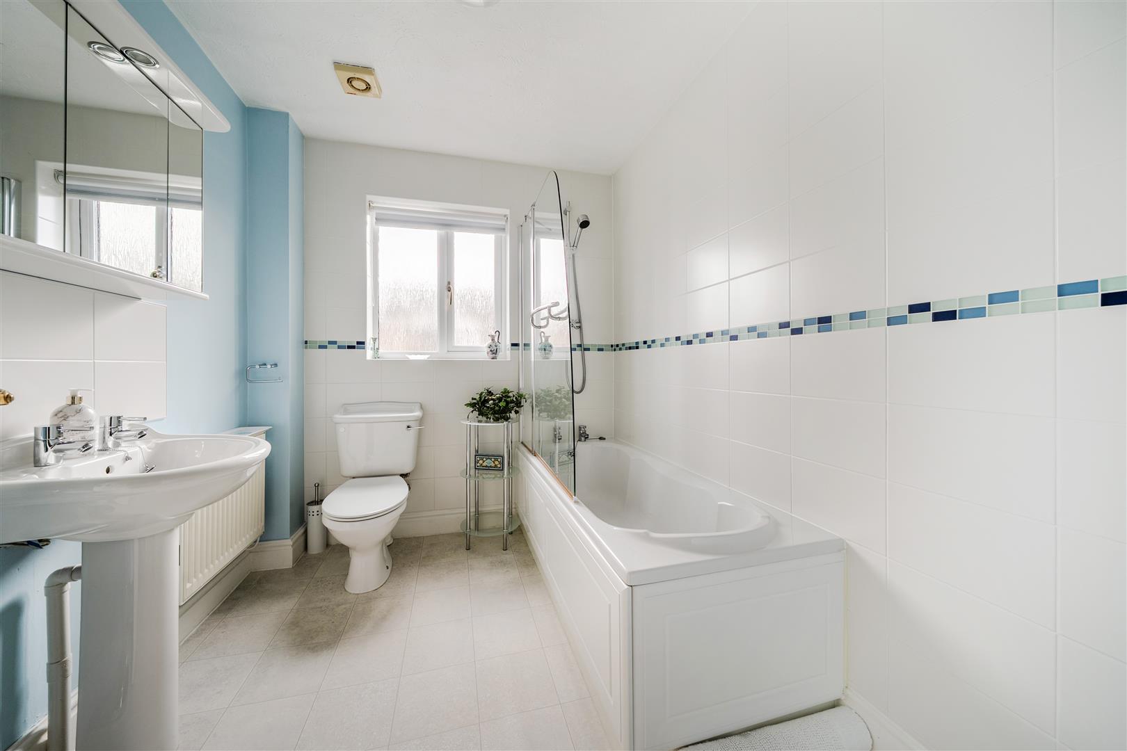 Grove Farm Road, Grovesend, Swansea, SA4 8LA